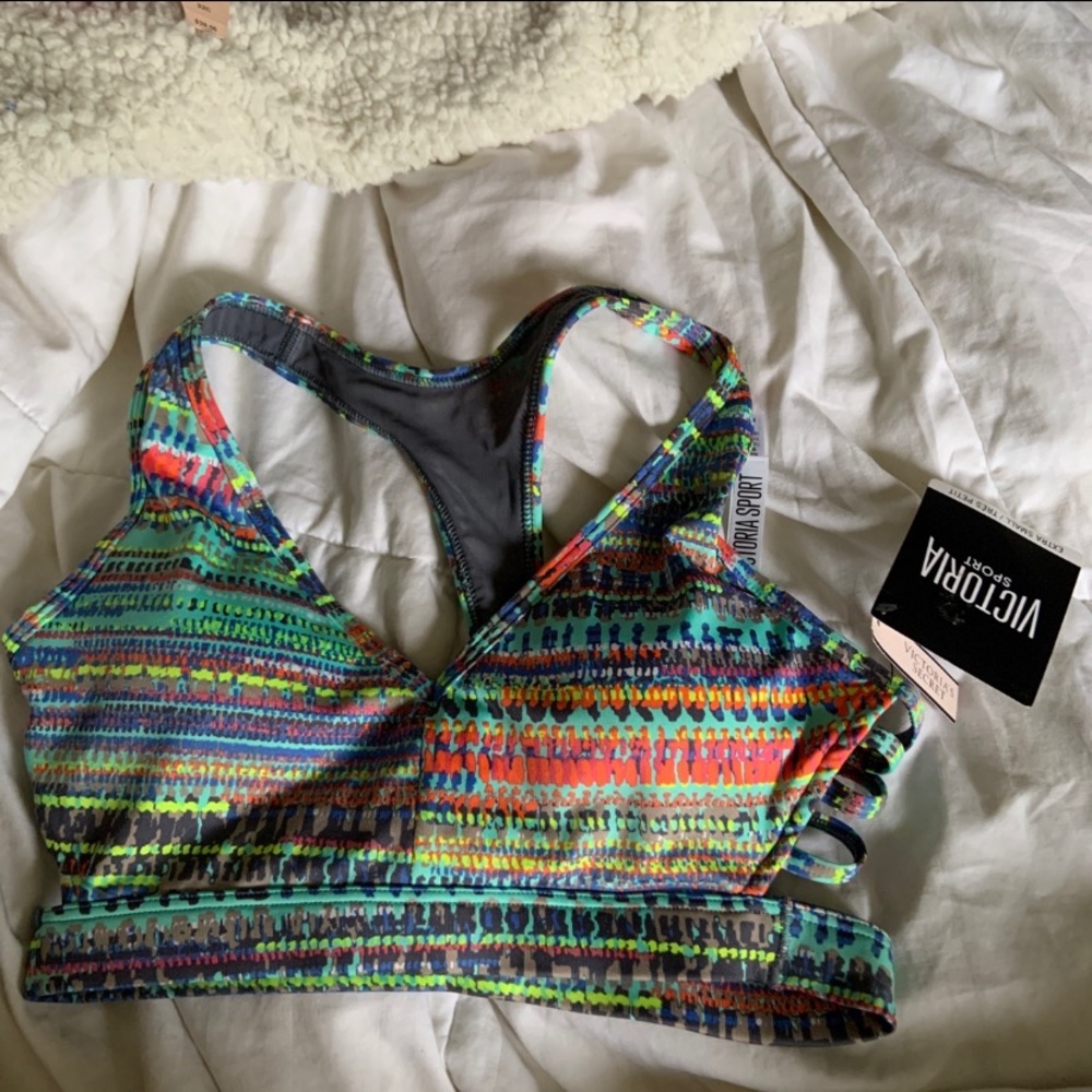 New Victoria’s Secret sports bra size XS